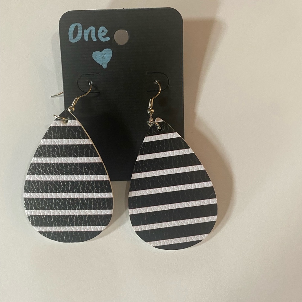 Black and white cork earrings